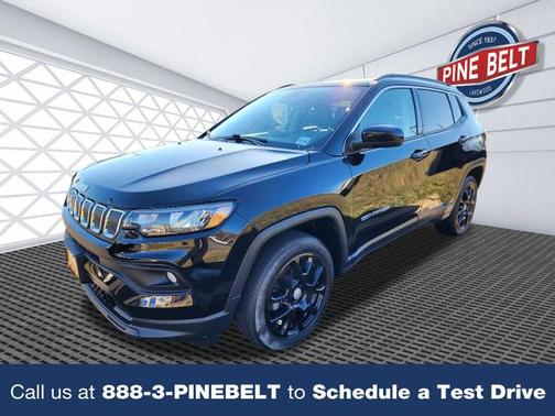 2022 Jeep Compass Latitude Lux