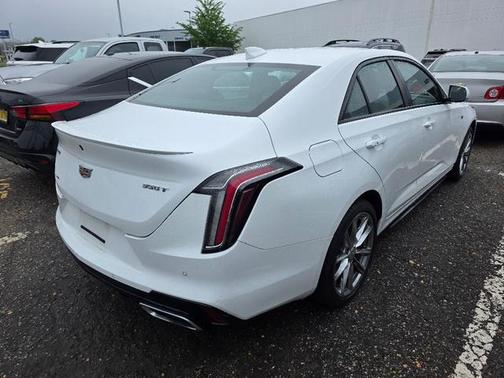 2022 Cadillac CT4 Sport