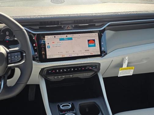 Diamond Black Crystal Pearlcoat 2026 Jeep Cherokee Limited