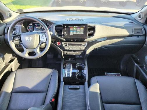2022 Honda Pilot Touring 8-Passenger
