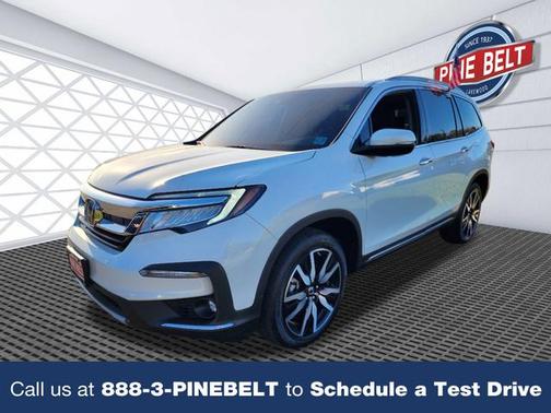 2022 Honda Pilot Touring 8-Passenger