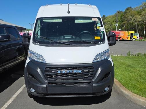 Bright White Clearcoat 2026 RAM ProMaster 2500 Tradesman