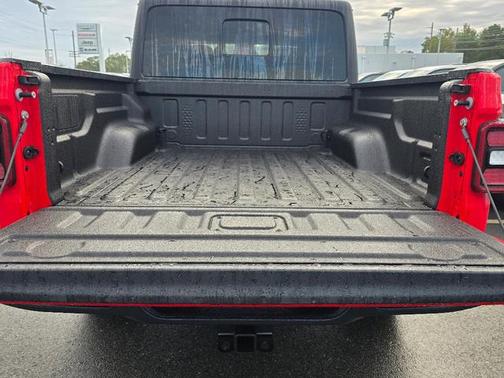 2025 Jeep Gladiator Willys