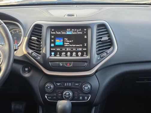 Velvet Red Pearlcoat 2018 Jeep Cherokee Limited