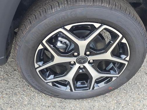 Silver Zynith Clear Coat 2026 Jeep Compass Limited