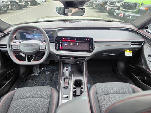 Diamond Black Crystal Pearlcoat 2026 Dodge Charger R/T