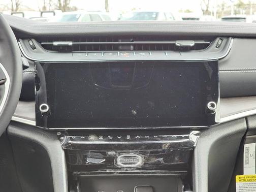 Bright White Clearcoat 2026 Jeep Grand Cherokee Limited