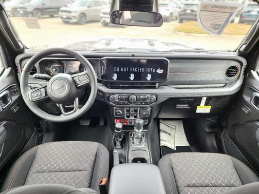 Black Clearcoat 2026 Jeep Gladiator Mojave 4x4