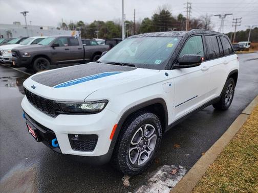 2023 Jeep Grand Cherokee 4xe Trailhawk