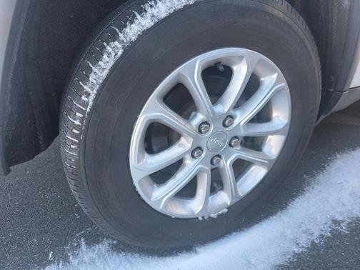 2021 Jeep Grand Cherokee Laredo