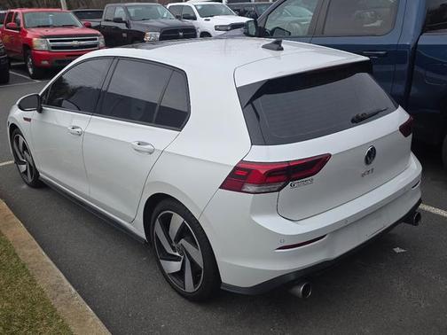 2022 Volkswagen Golf GTI 2.0T SE DSG