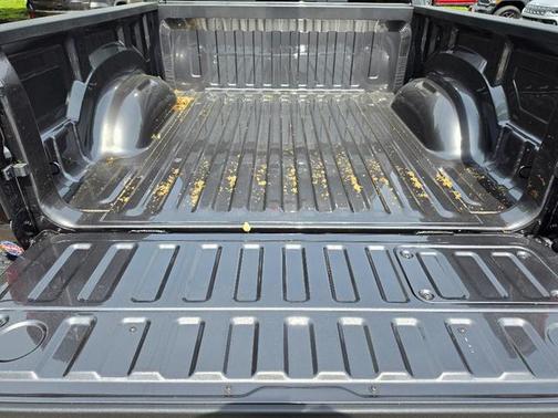 Granite Crystal Metallic Clearcoat 2026 RAM 1500 Laramie