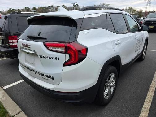 2022 GMC Terrain SLE