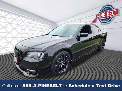 2019 Chrysler 300 S