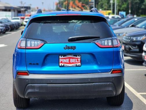 2023 Jeep Cherokee Altitude