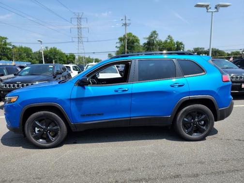 2023 Jeep Cherokee Altitude