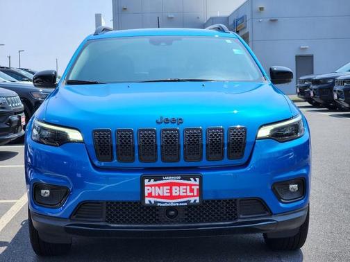 2023 Jeep Cherokee Altitude