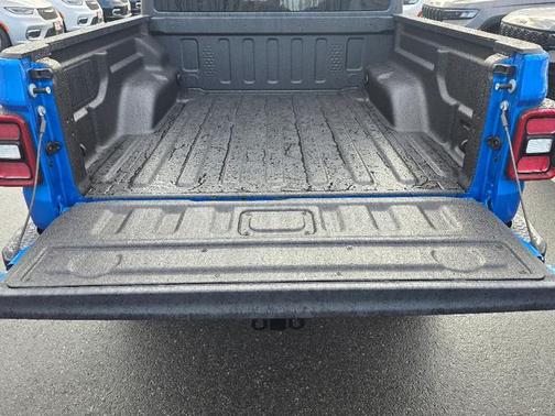 2025 Jeep Gladiator Willys