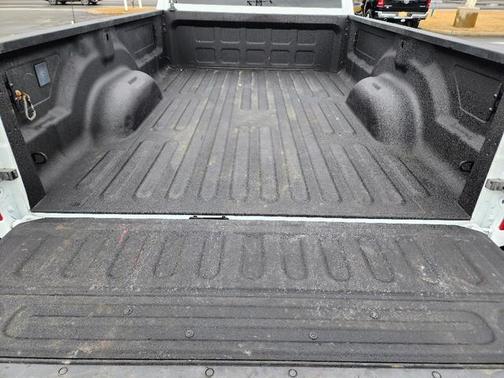 2024 RAM 3500 Tradesman Crew Cab 4x4 8' Box