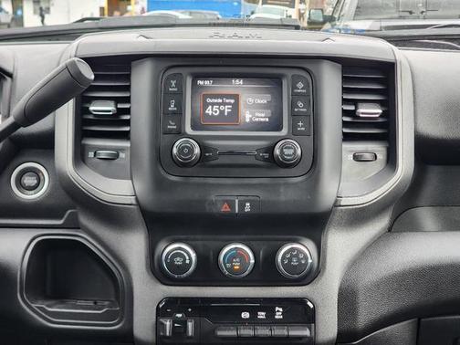 2024 RAM 3500 Tradesman Crew Cab 4x4 8' Box