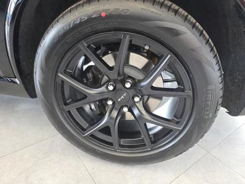 DB Black Clearcoat 2026 Dodge Durango SRT Jailbreak AWD