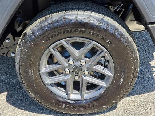 Black Clearcoat 2026 Jeep Wrangler Sport S