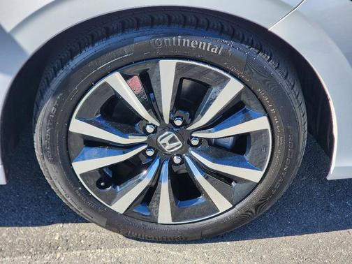 2022 Honda Civic EX-L