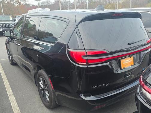 Black 2024 Chrysler Pacifica Hybrid S Appearance Pkg