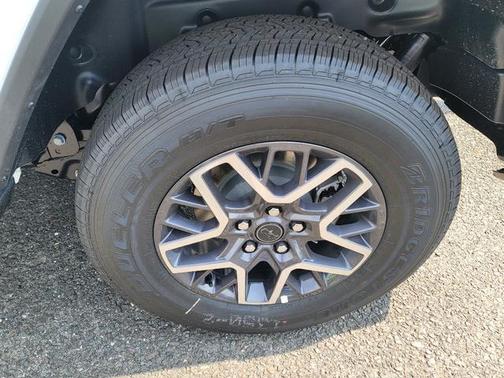 2024 Jeep Wrangler 4-Door Sahara 4x4