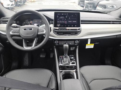 Bright White Clearcoat 2026 Jeep Compass Limited