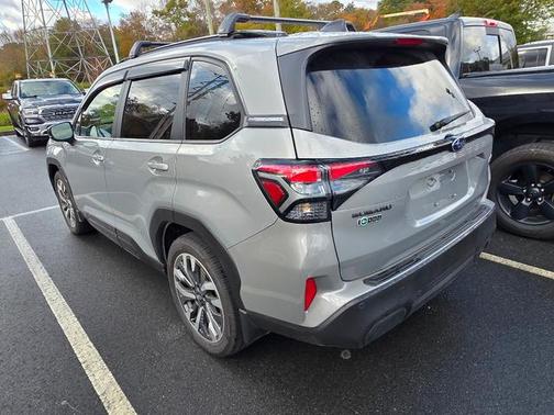 2025 Subaru Forester Hybrid Touring