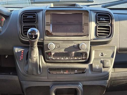 2025 RAM ProMaster 2500 Tradesman