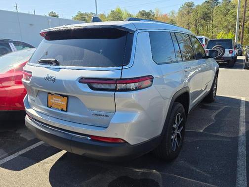 Silver Zynith 2023 Jeep Grand Cherokee L Limited
