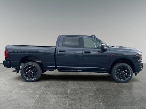 2026 RAM 2500 Laramie Crew Cab 4x4 6'4' Box