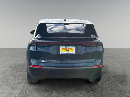 2025 Jeep Wagoneer S Launch Edition