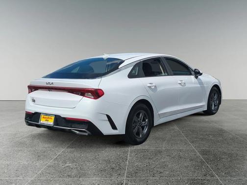2023 Kia K5 LXS
