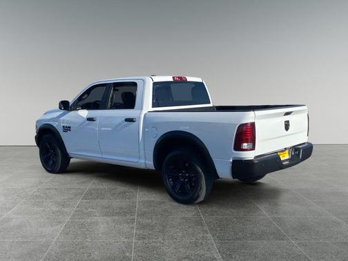 Bright White Clearcoat 2024 RAM 1500 Classic SLT