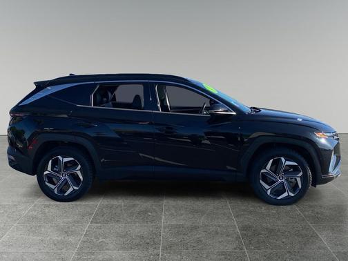 Phantom Black 2022 Hyundai TUCSON Hybrid Limited