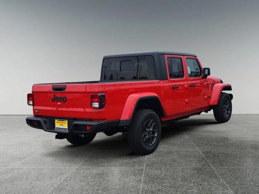 2025 Jeep Gladiator Sport S