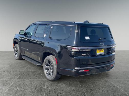 High Gloss Black 2026 Jeep Grand Wagoneer Limited Altitude 4x4