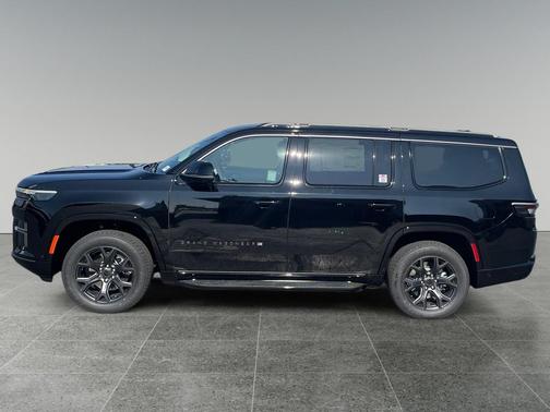 High Gloss Black 2026 Jeep Grand Wagoneer Limited Altitude 4x4