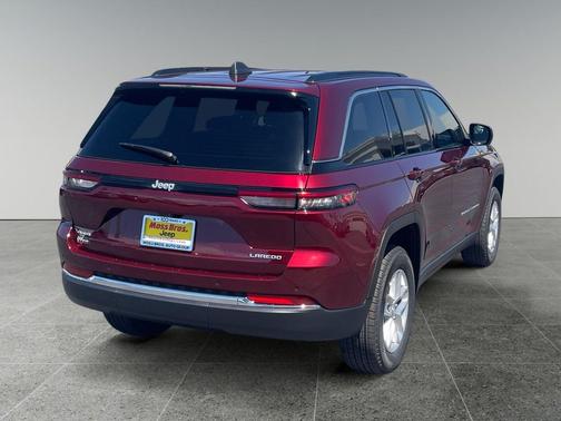 Velvet Red Pearlcoat 2026 Jeep Grand Cherokee Altitude