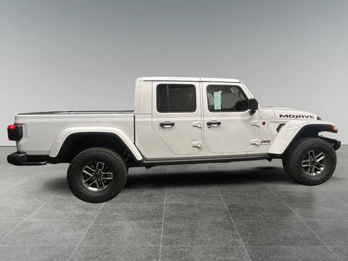 2025 Jeep Gladiator Mojave X