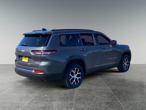 Baltic Gray Metallic Clearcoat 2024 Jeep Grand Cherokee L Limited