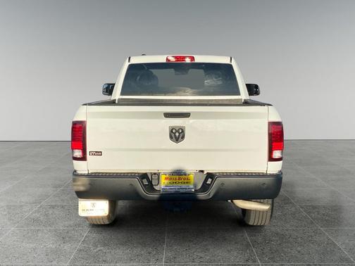 Bright White Clearcoat 2021 RAM 1500 Classic SLT