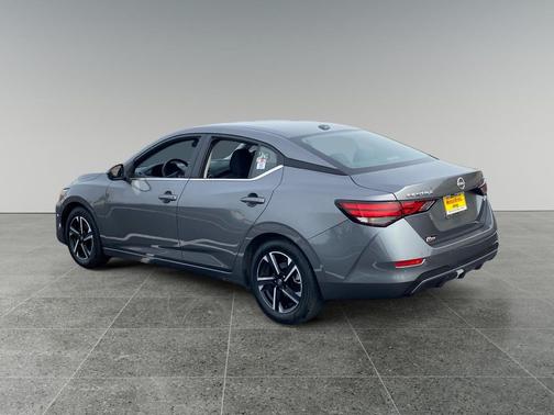 Gun Metallic 2024 Nissan Sentra SV