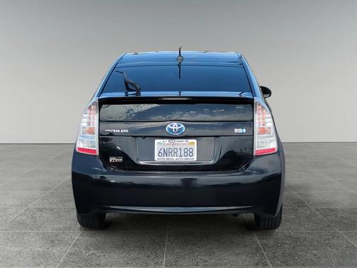 2010 Toyota Prius One