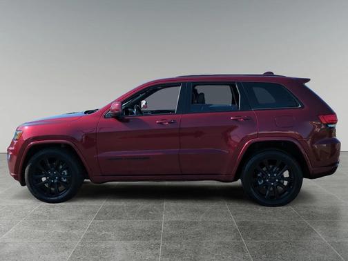 2021 Jeep Grand Cherokee Laredo