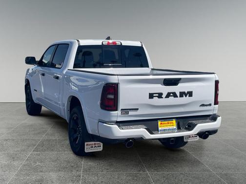 Bright White Clearcoat 2026 RAM 1500 Big Horn/Lone Star