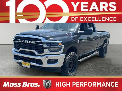 2025 RAM 2500 Tradesman Crew Cab 4x4 8' Box